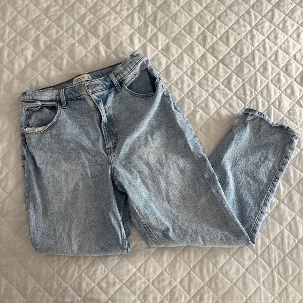 Abercrombie & Fitch Curve Love 90’s Straight Ultra High Rise